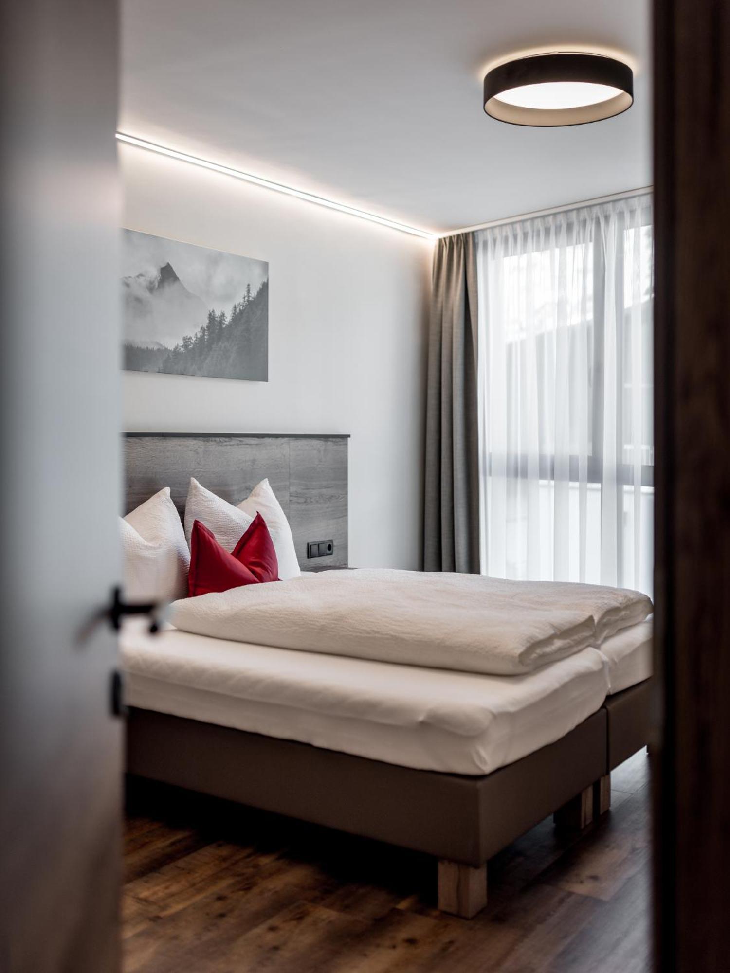 Apartment The By Regina