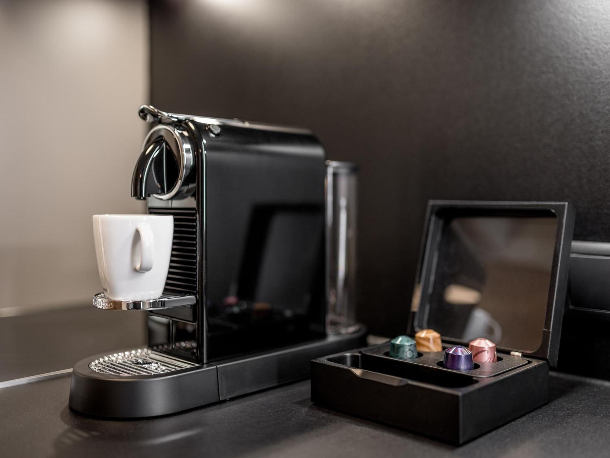 Apartment The By Regina Solden