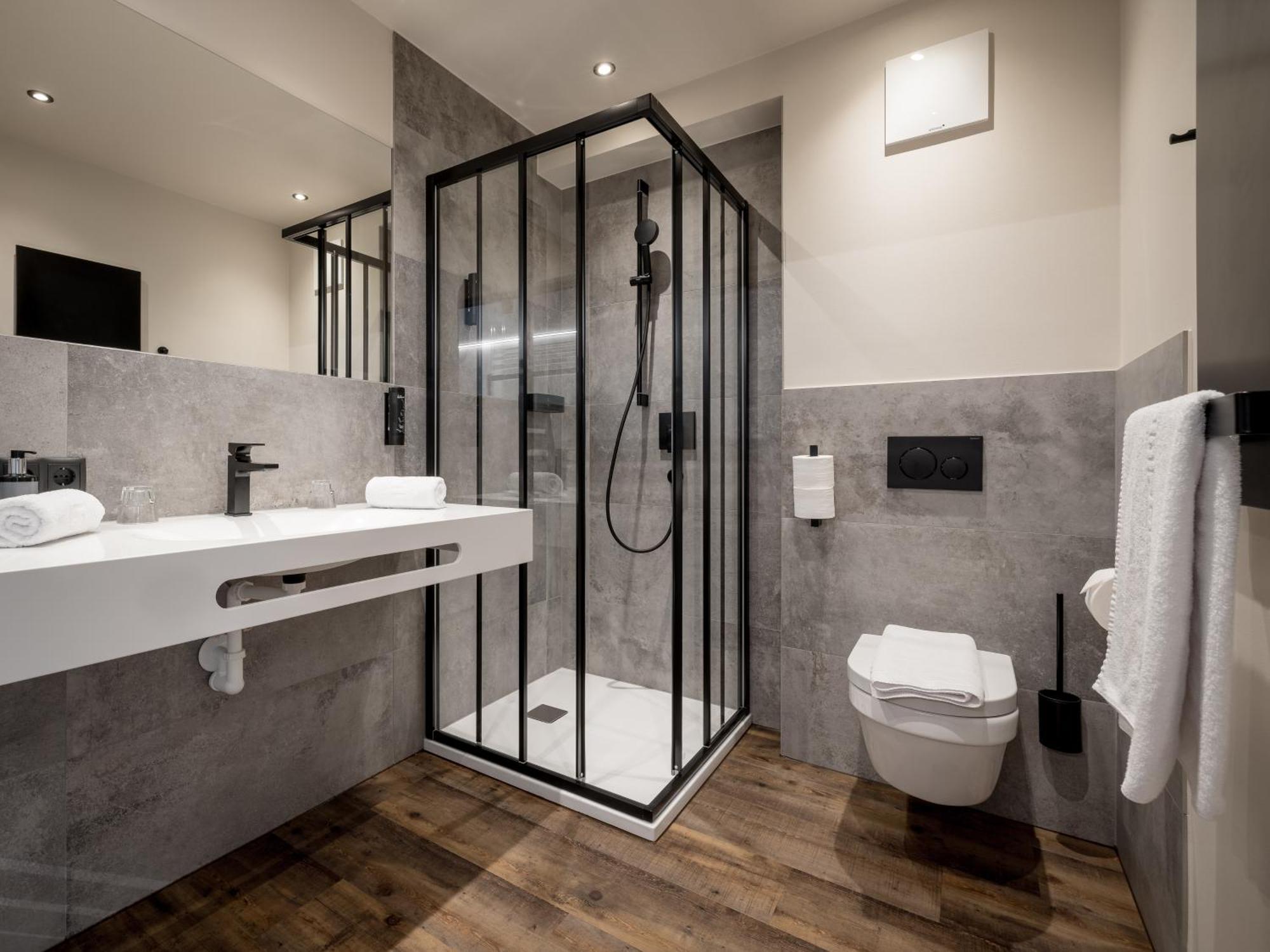 Apartment The By Regina